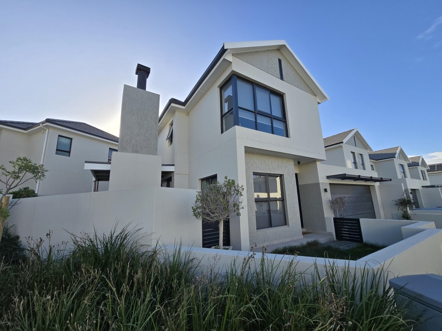 To Let 3 Bedroom Property for Rent in Groot Phesantekraal Estate Western Cape